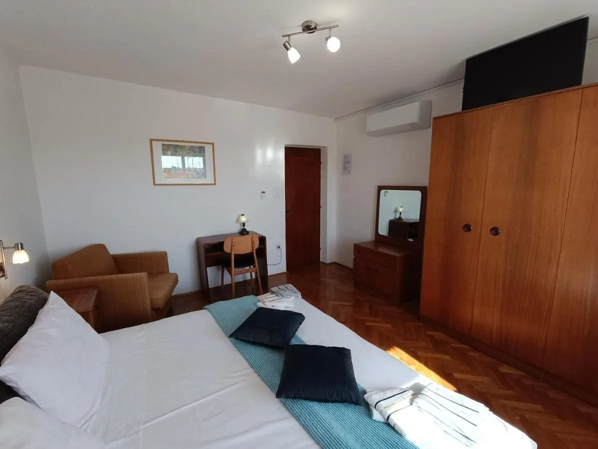 بيت ضيافة Rooms Rita كريس